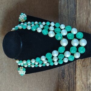Vintage Jewelry Hong Kong Necklace & Clip On Earrings Set Sea Glass Green White